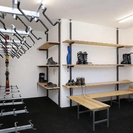 La Siala Apt-9 By Interhome Lägenhet Falera