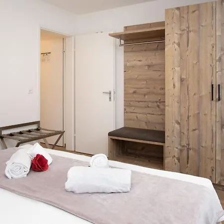 La Siala Apt-9 By Interhome Apartmán